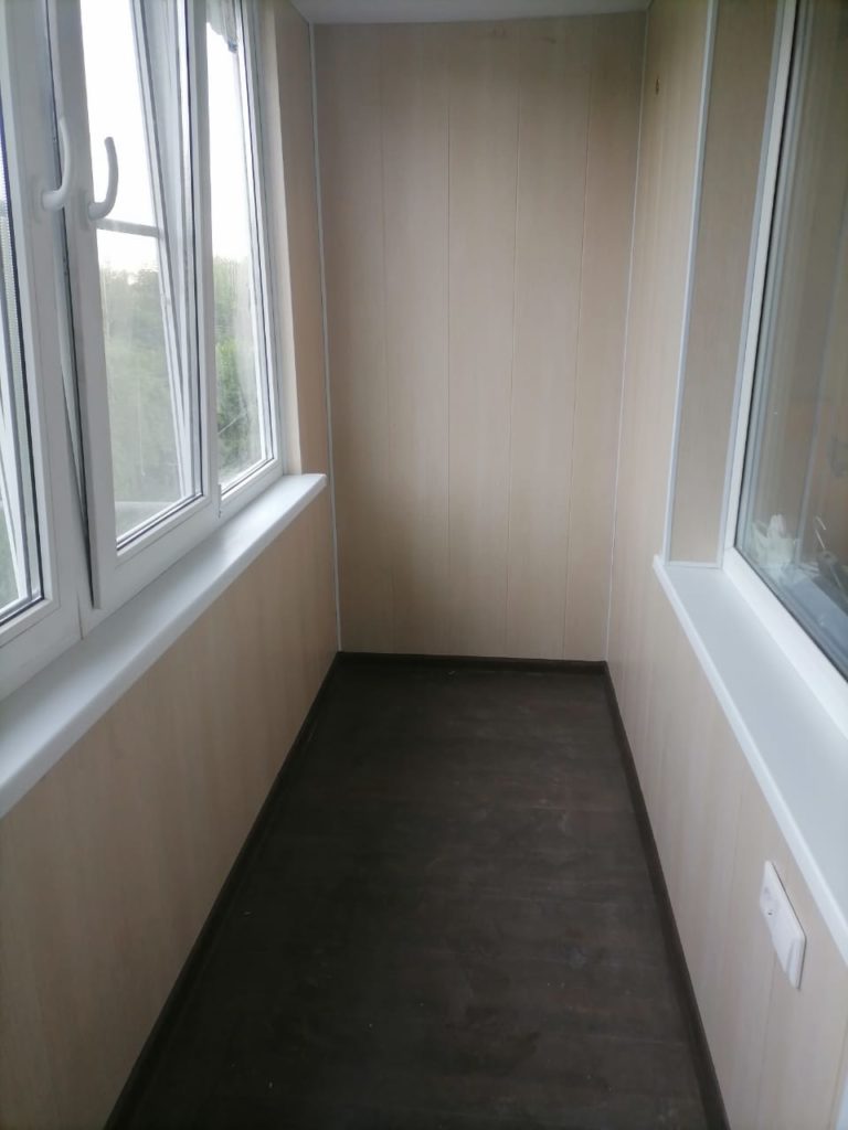 Фото Остекление, внутренняя отделка, утепление, балкона площадью 4,5 м²